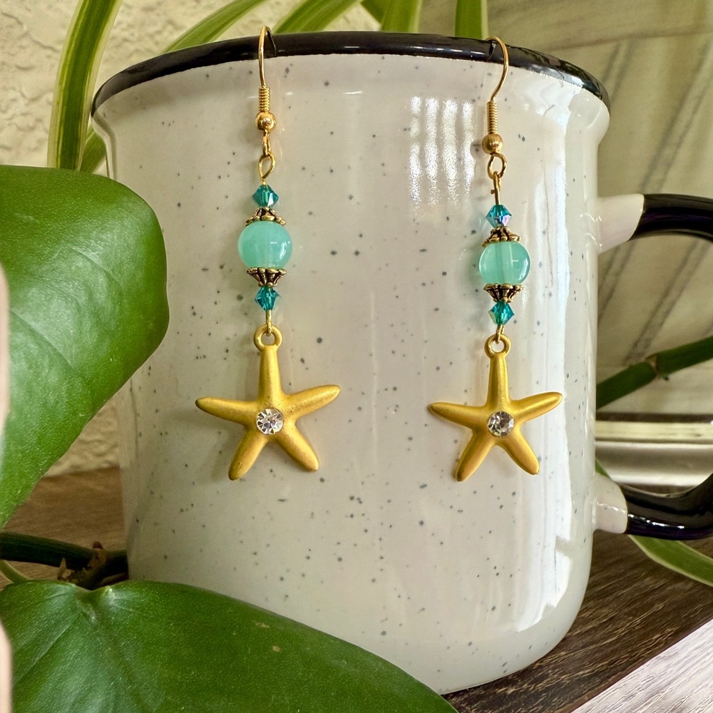 Glass & Crystal Turquoise Beads Starfish Drop‎ Dangle Earrings Gold Tone NEW